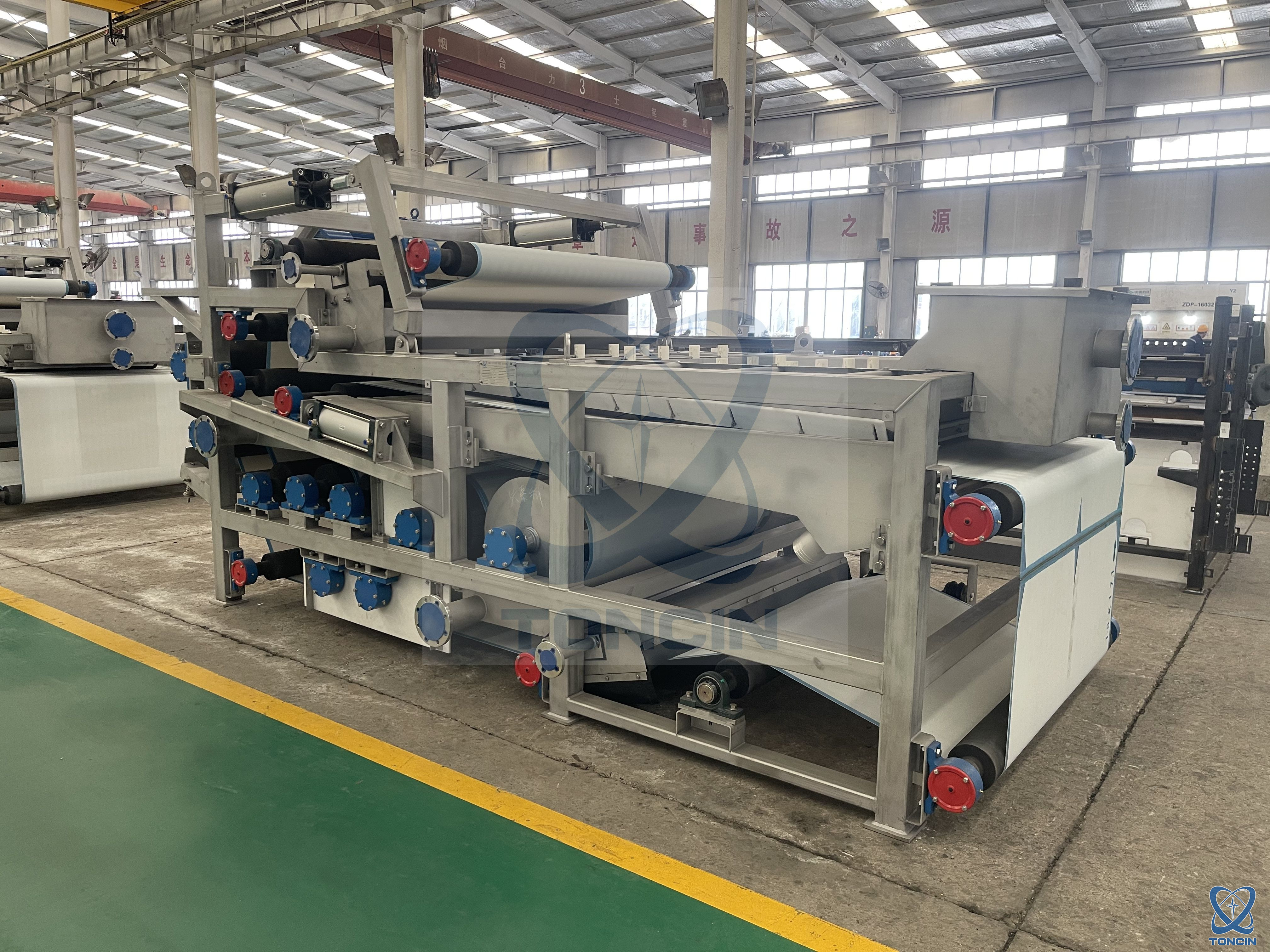 Toncin Ленточный фильтр-пресс для процессов жидкостного выщелачивания